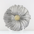 Flower shaped glass plate